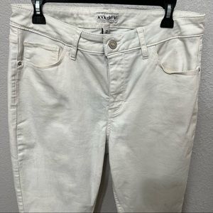 White Skinny Jeans EUC